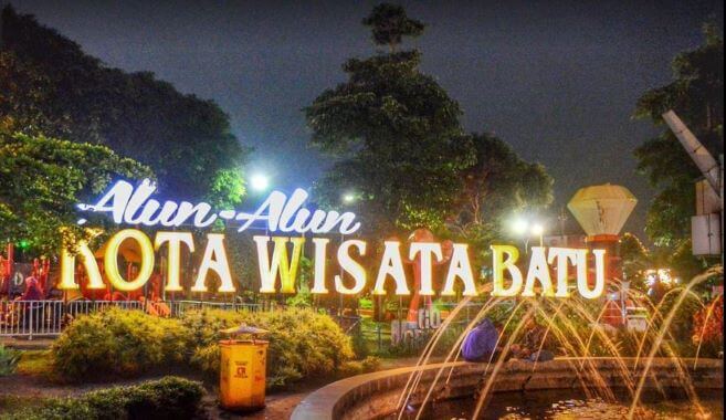 Kawasan Alun-Alun, Kota Batu, Jawa Timur - KAWASAN.info