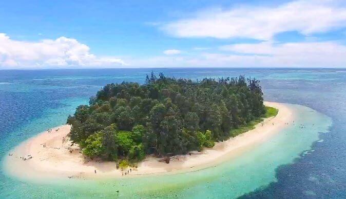 Pulau Um, Papua Barat - KAWASAN.info